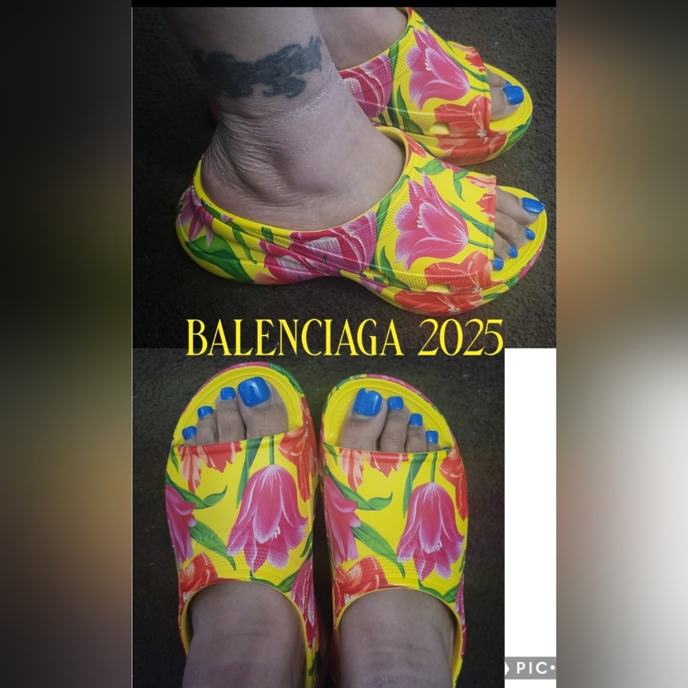 Balenciaga x Crocs Pool Tulip Platform Sandals NWOB